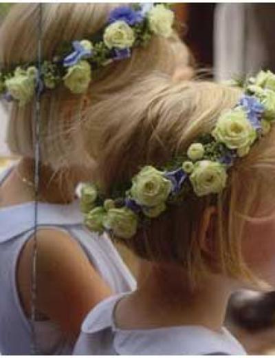 couronne fleurs cheveux